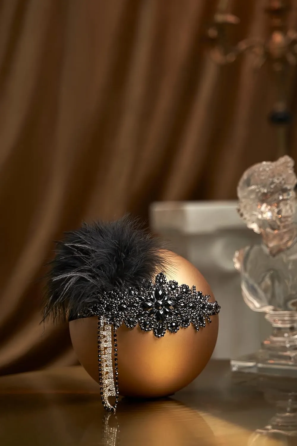 BABEYOND Women's 1920s Headband Flapper Feather Headpiece with Chain Roaring 20s Great Gatsby Themed Party Hair Accessory (Black)