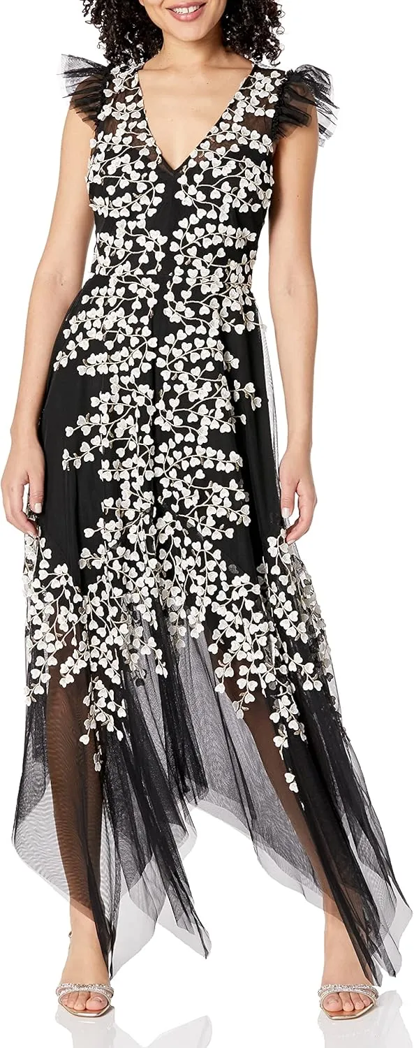 BCBGMAXAZRIA Women's Fit and Flare Evening Gown with Flutter Sleeve and Ruffles