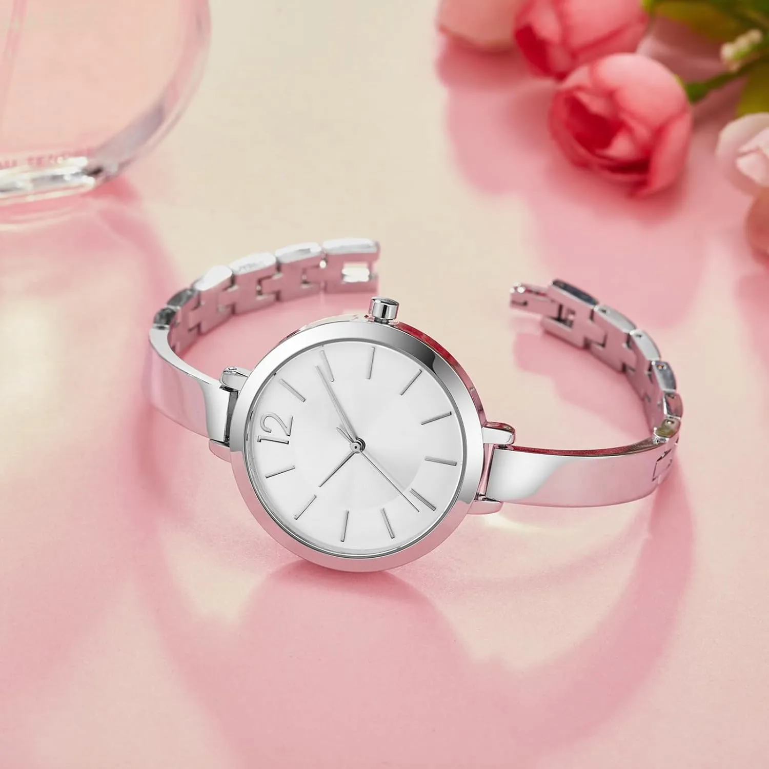 BESTKANG Elegant Minimalist Women's Stainless Steel Bracelet Watch - Sleek and Stylish Analog Quartz Wristwatch