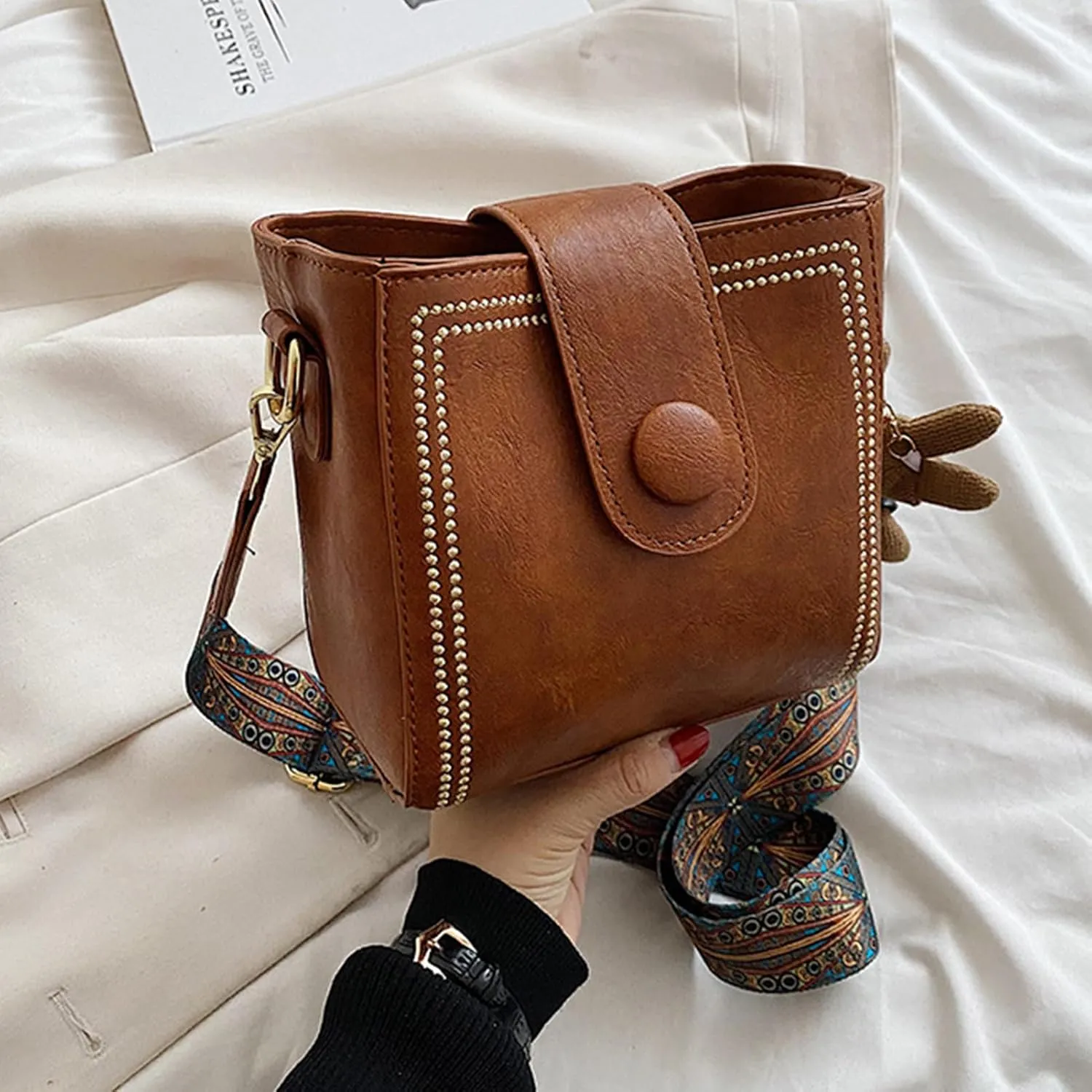 CLOUDEMO Vintage Fashion Bag with Adjustable Wider Shoulder Strap, Vintage Retro Small Water Bucket Bag for Women (Green)