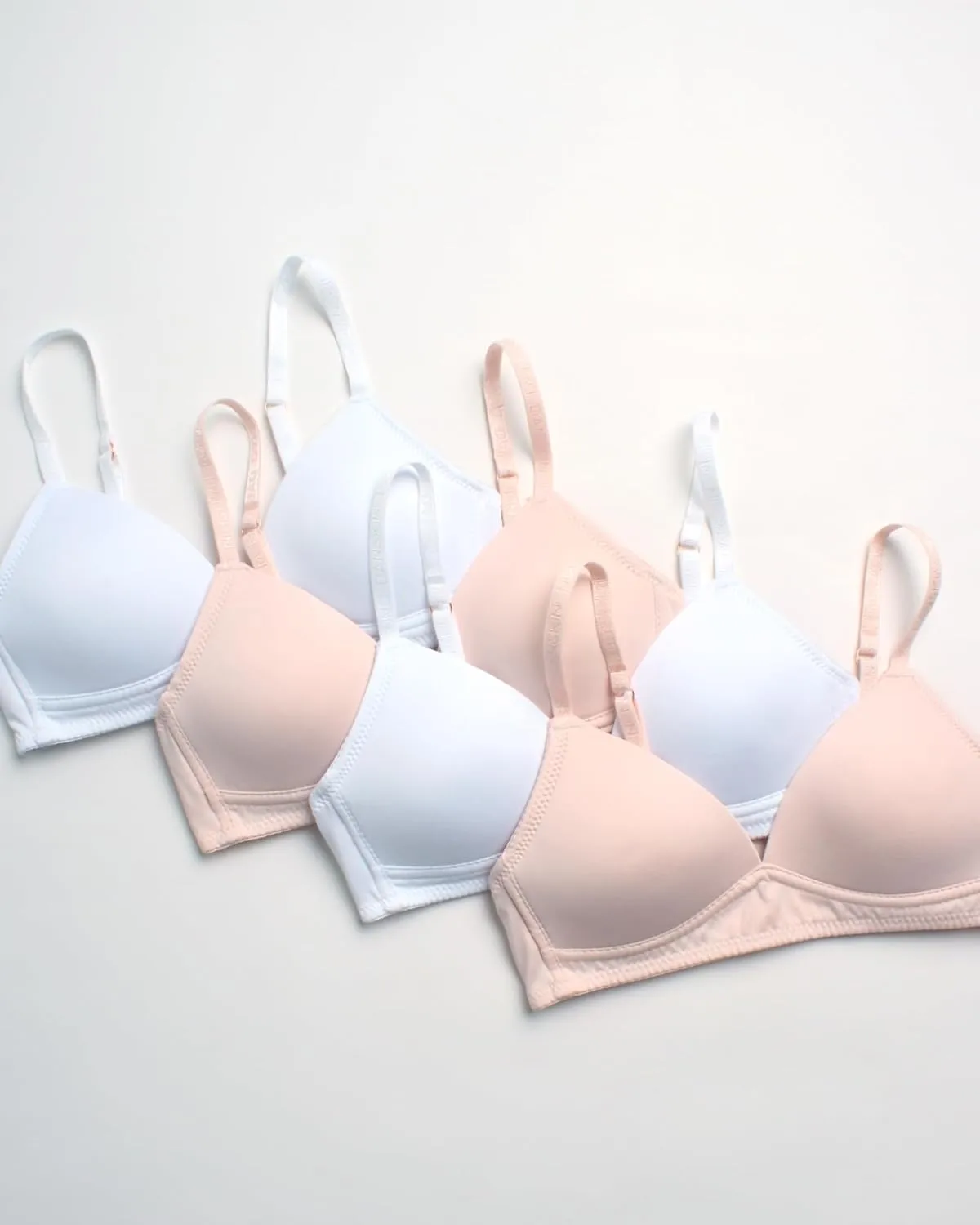Danskin Girls' Wireless Molded Cup BraTraining Bra, 4 Pack