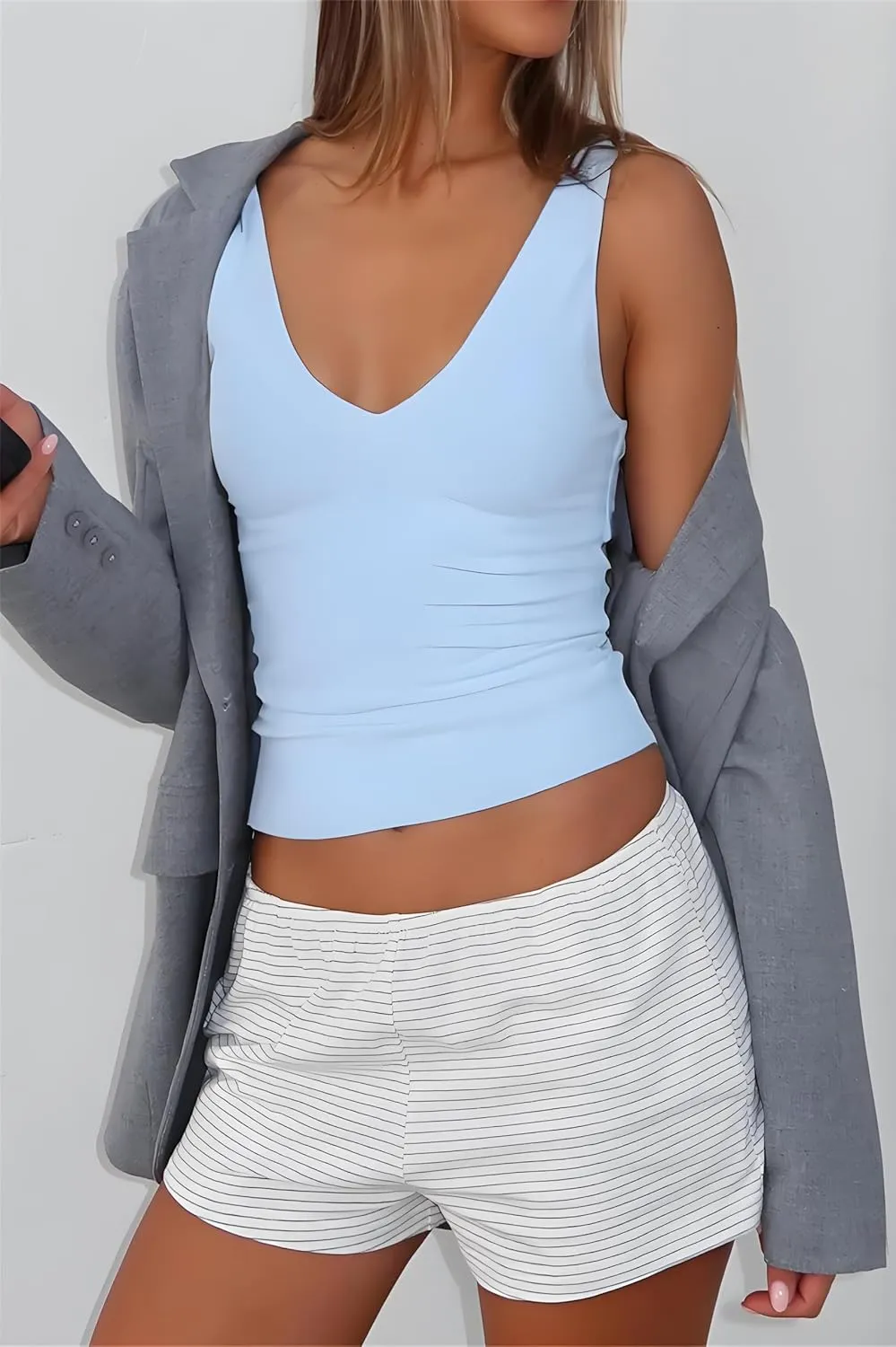 ForeFair Women's Sleevelsee V Neck Crop Tank Top Summer Double Layer Going Out Workout Casual Basic Tops