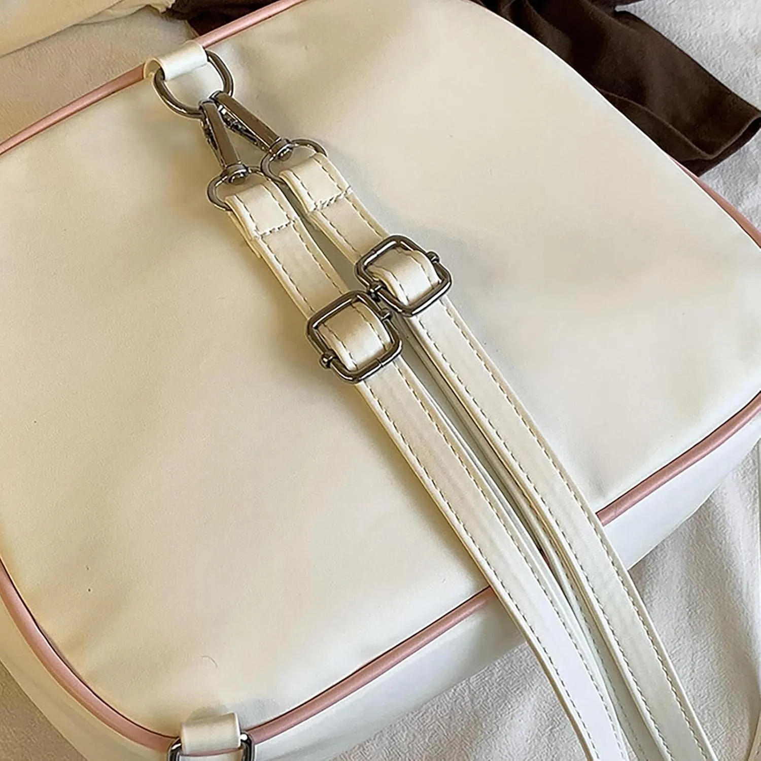 Japanese Anime Cats Itabag PU Backpack for Women and Teen Girls Pin Display Clear Crossbody Bag with Adjustable Straps, White and Black, 26x13x22cm
