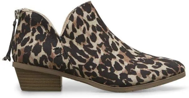 Kenneth Cole REACTION Women's Side Way Low Heel Ankle Bootie