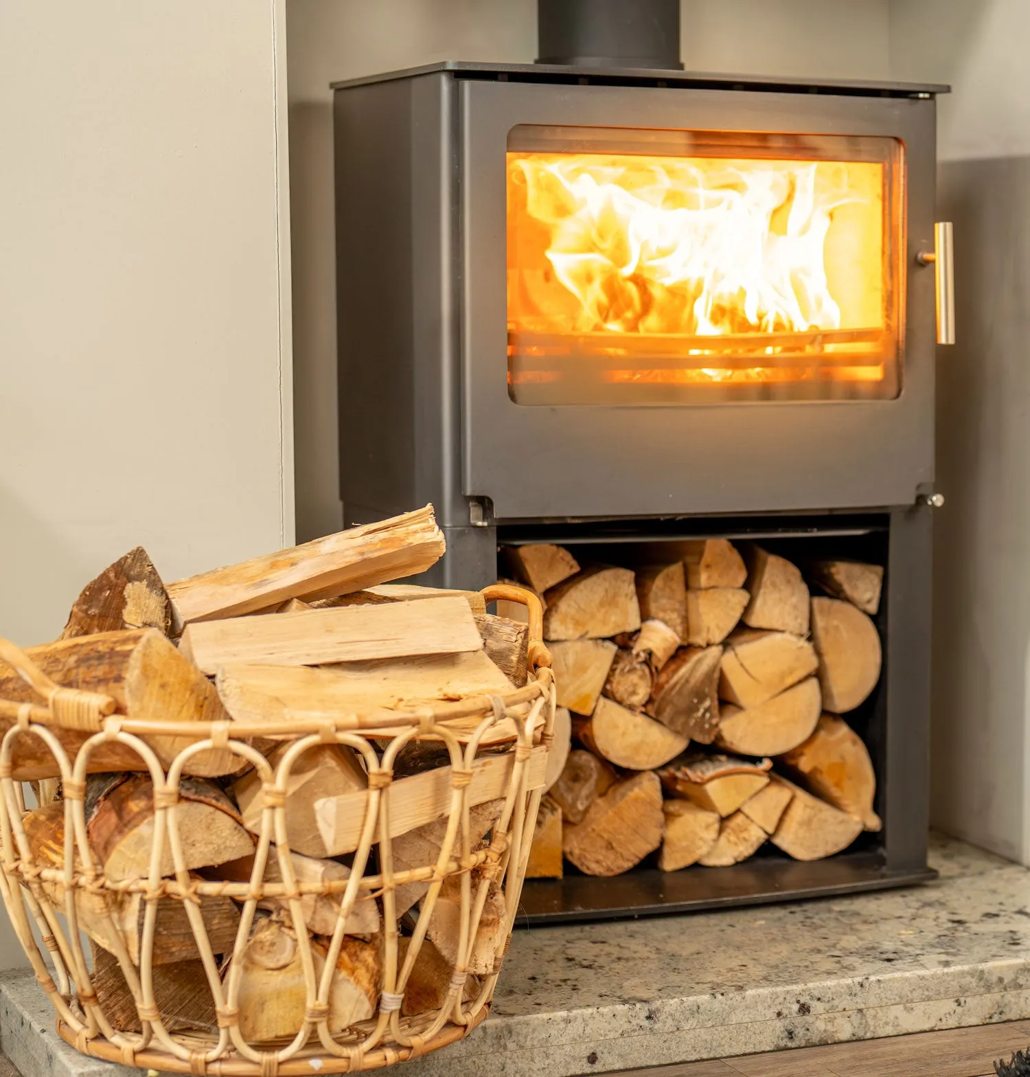 Kiln Dried Firewood Clearance Line