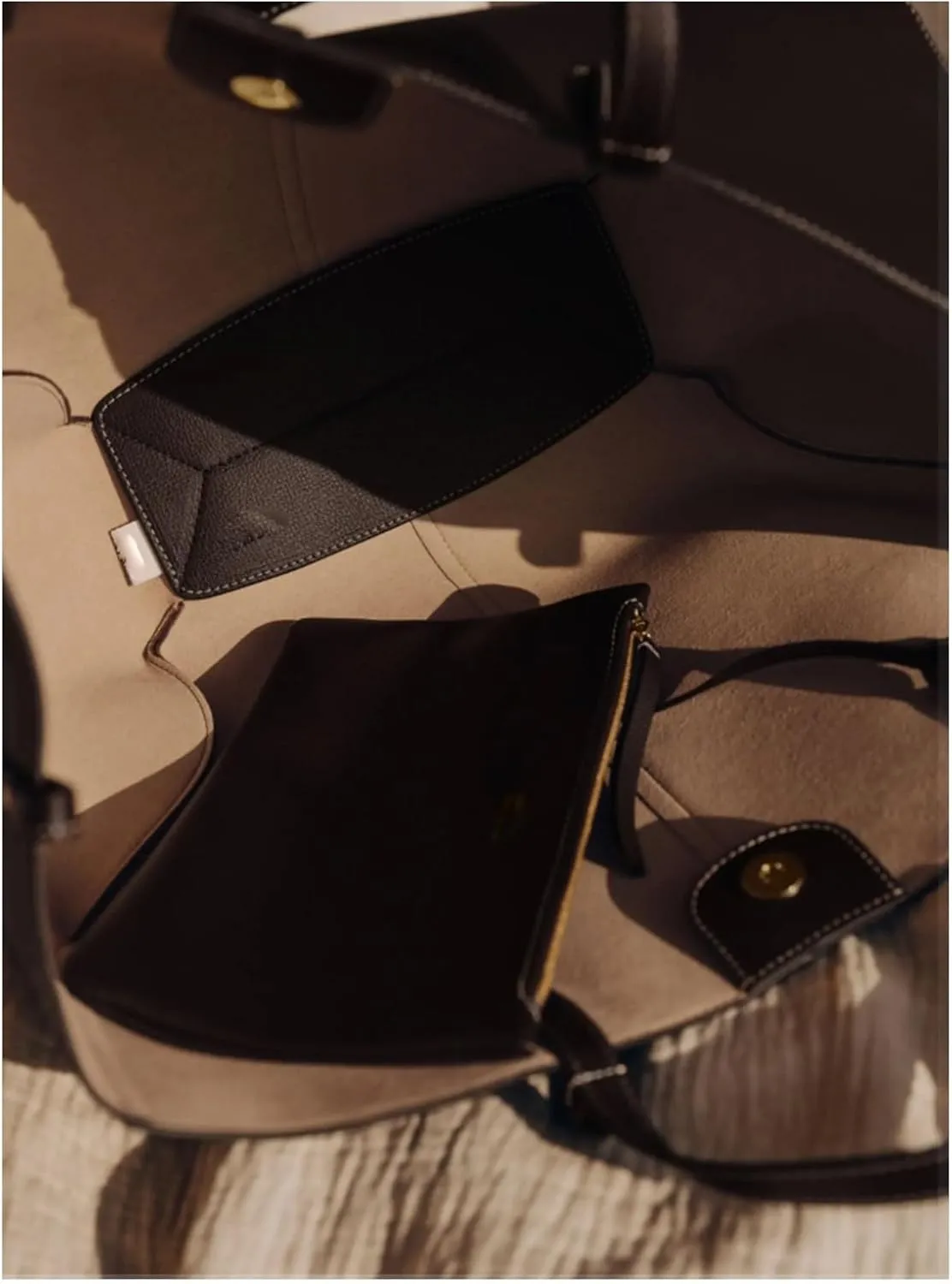 Large Capacity Tote Bag for Women, Fashion Vintage Shoulder Bag, Chic Leather Handbag Hobo Purse Work Bag.