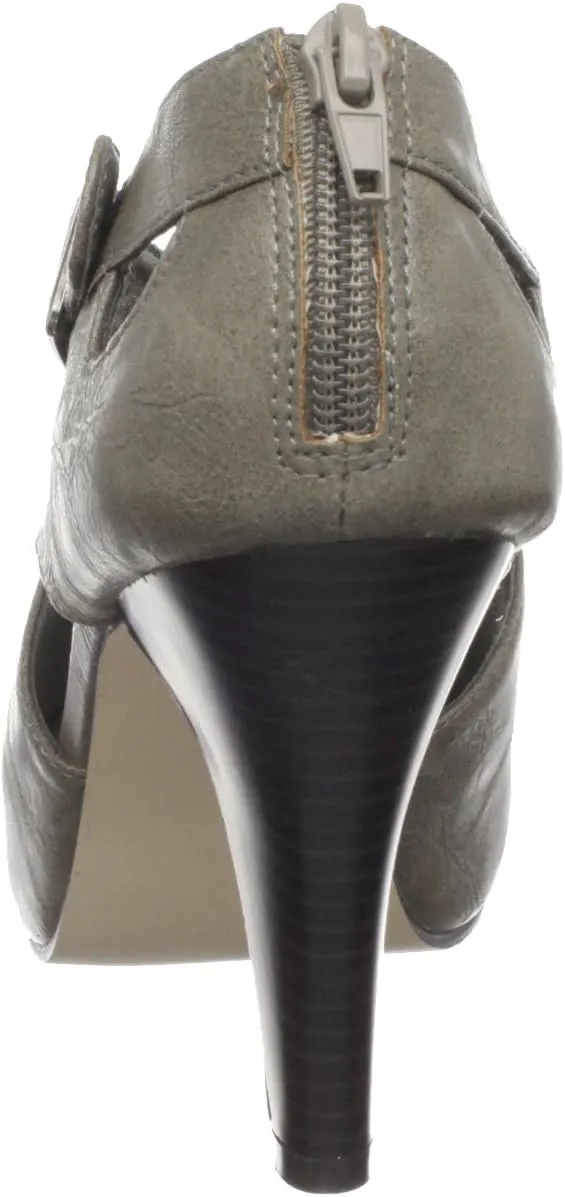 Madden Girl Women's Kellen