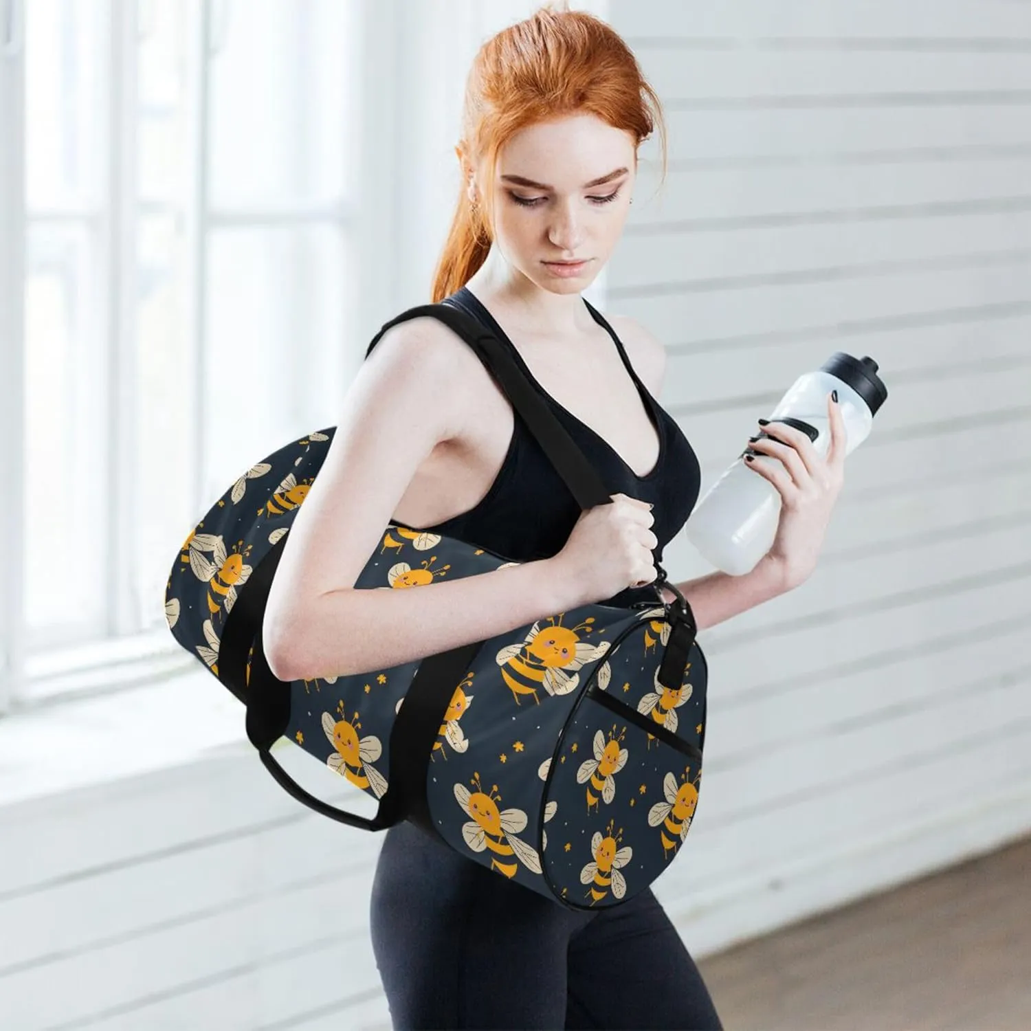 MNSRUU Sports Duffel Bags, Honey Bee Athletic Gym Bag Overnight Workout Travel Tote Luggage for Men Women Yoga