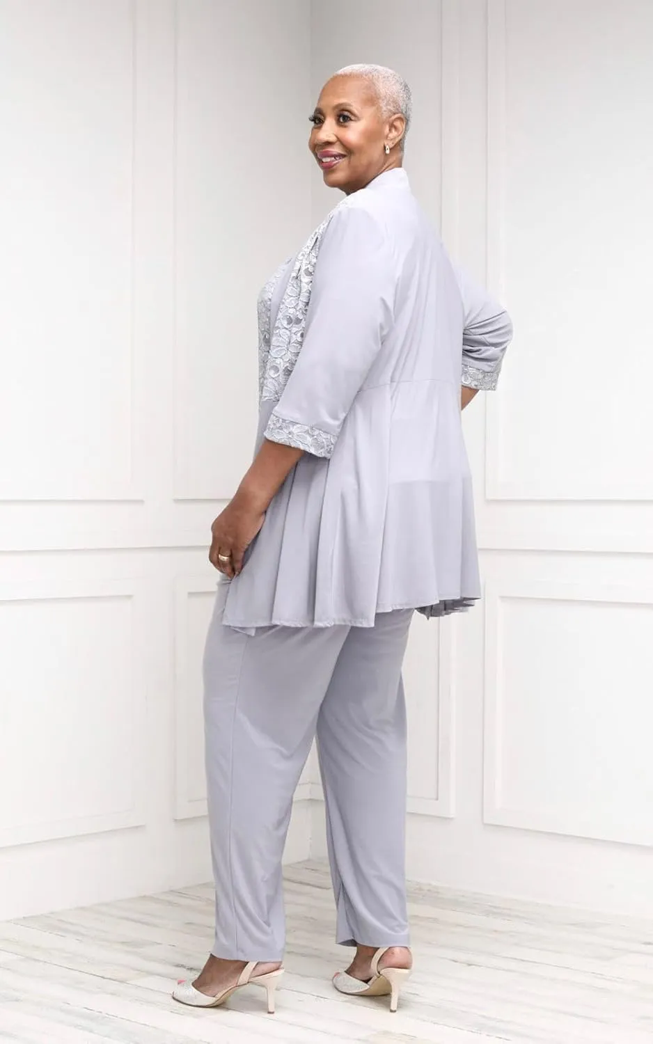 R&M Richards Women's 2 Piece Floral Lace Pantsuit