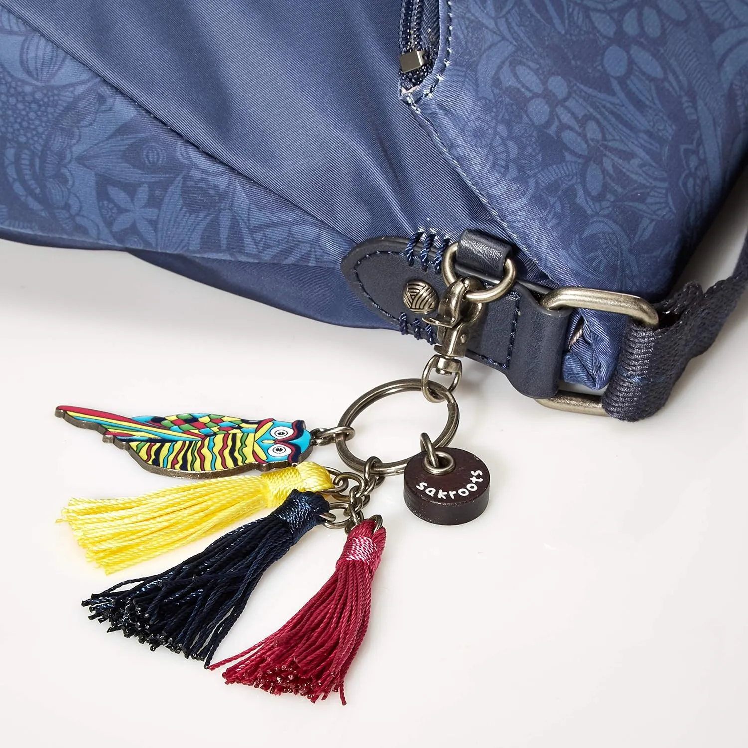 Sakroots Crossbody Bag in Eco-Twill, Multifunctional Purse with Adjustable Strap & Zipper Pockets