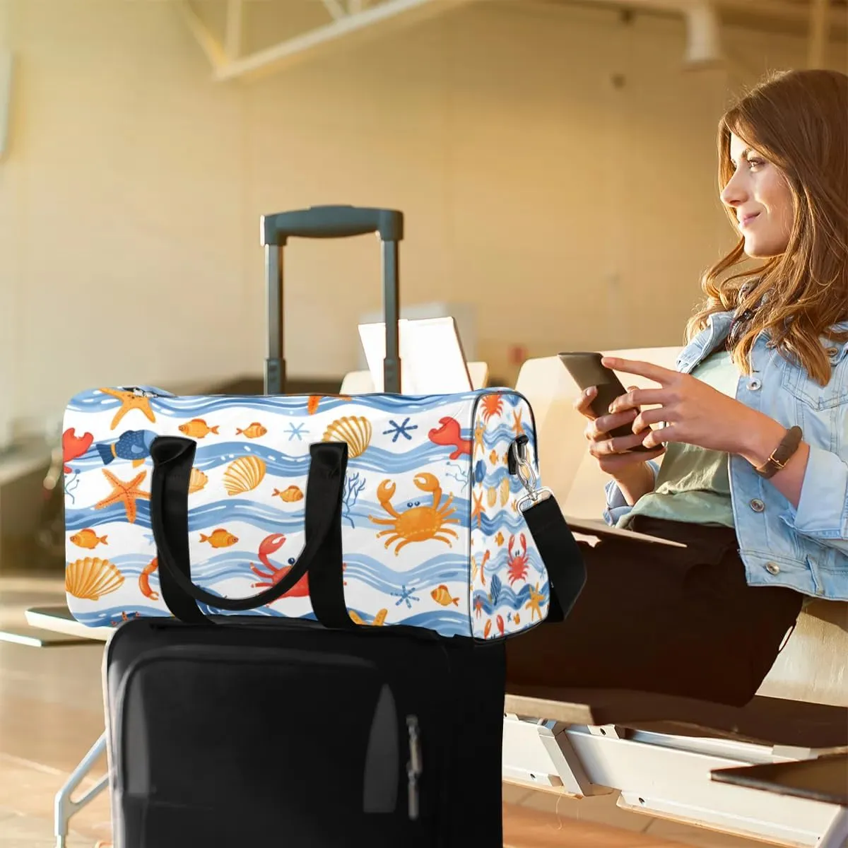 Travel Duffle Bag Crab Seashell Starfish Gym Bags for Men Women Travel Duffel Bags with Adjustable Shoulder Strap Carry On Weekender Bag