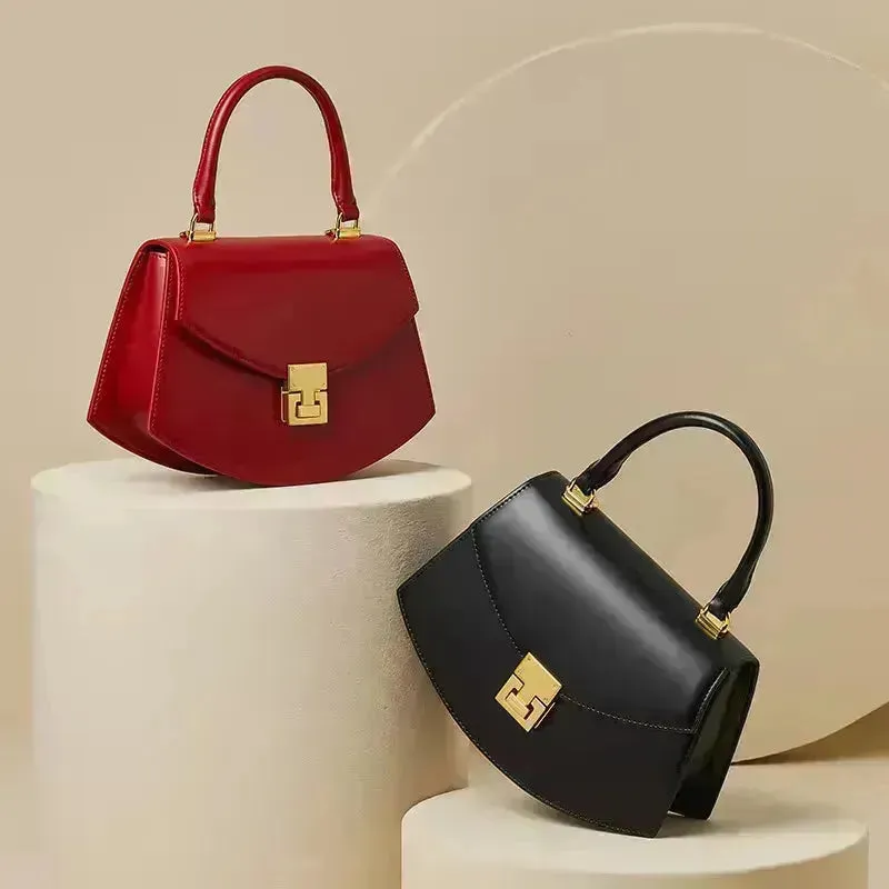 Versatile Flip French Messenger Bag
