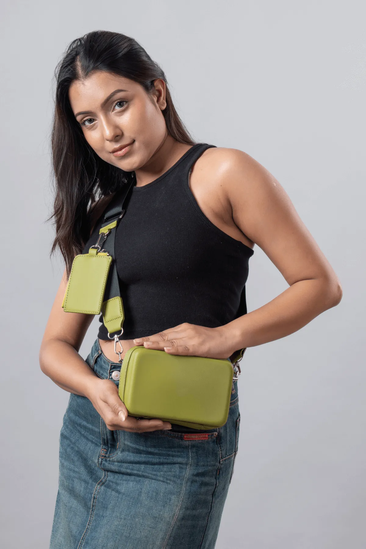 Vintage Solid Crossbody Handbag for Women – Stylish & Durable
