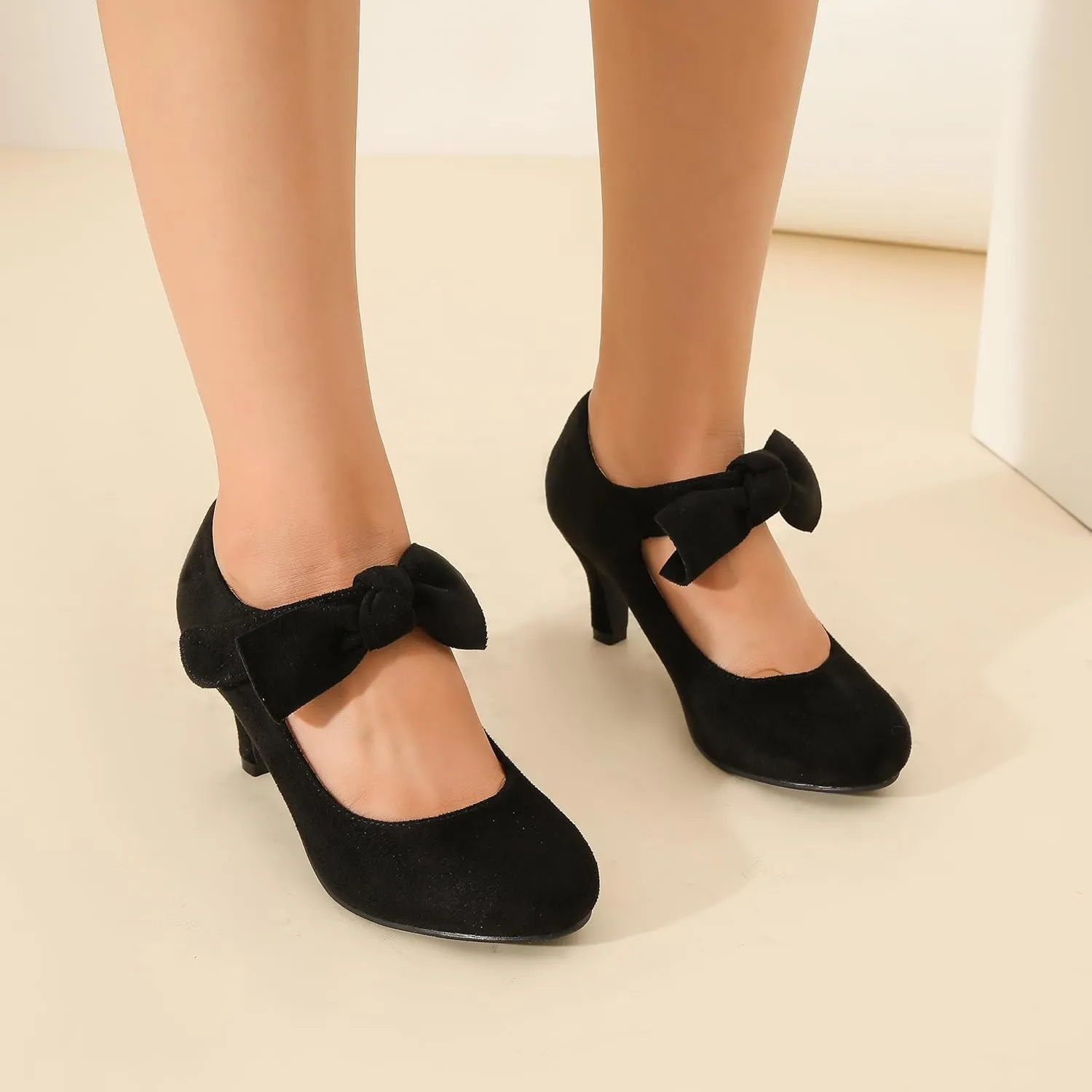 Women's Cute Bow Heels Mary Jane Low Kitten Heel Pumps Closed Toe Bowtie Ankle Strap Hook & Loop Vintage Wedding Evening Party Dress Office Work Church Shoes