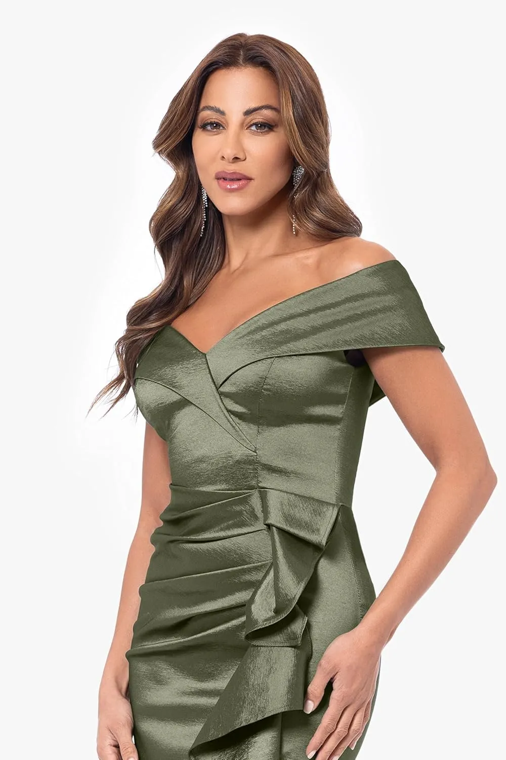 Xscape Women's Off-The-Shoulder Sweetheart Neck Taffeta Gown with Side Sweep Detail
