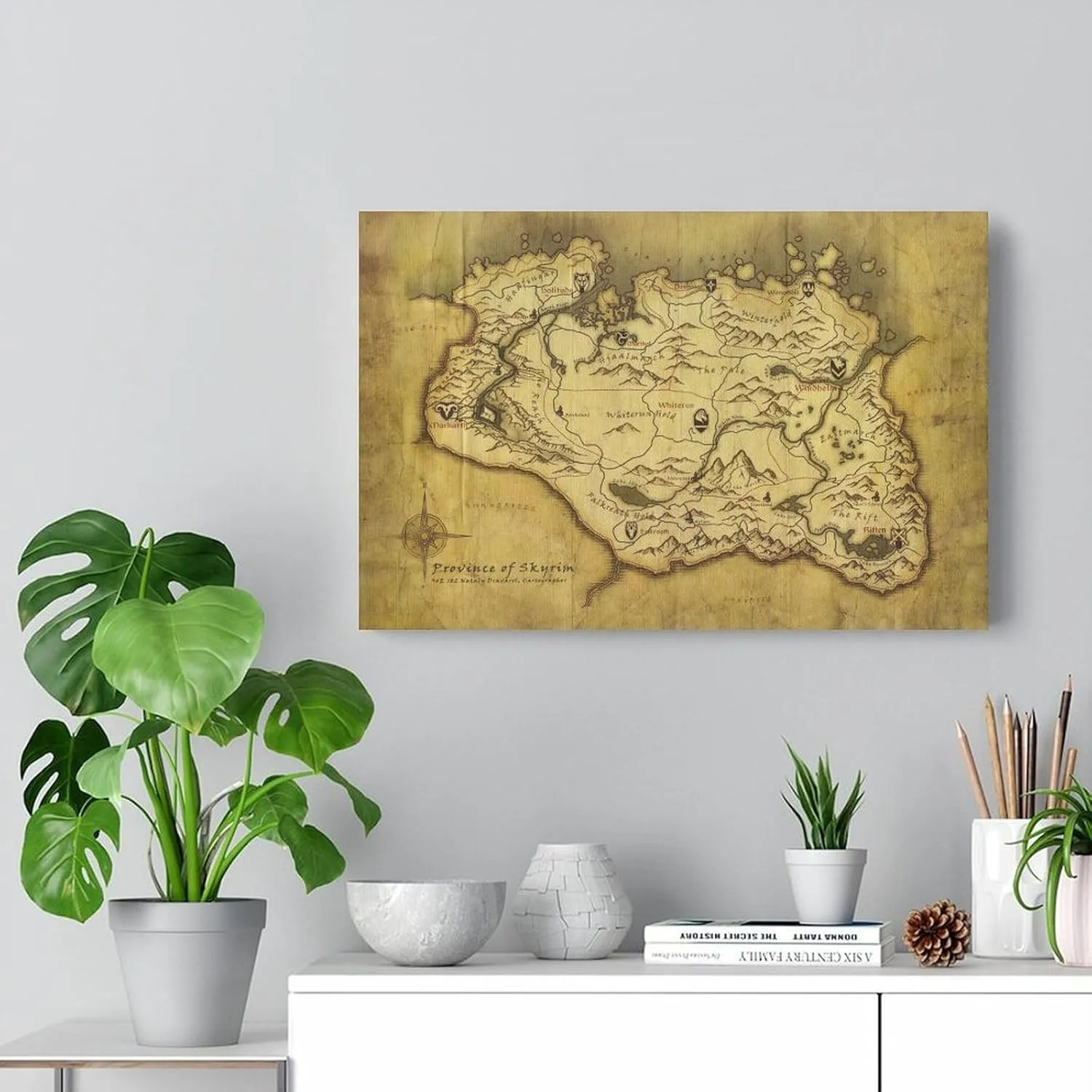 YYNLIN Skyrim Anthology Map Canvas Art Poster Poster for Room Aesthetic Posters & Prints on Canvas Wall Art Poster for Room 12x18inch(30x45cm), Frame-style